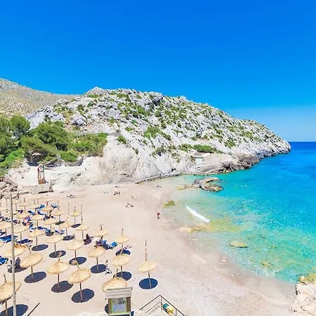 Sleeps 4 Pool Air Con Wifi Villa