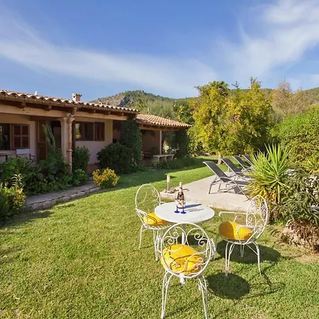 Sleeps 4 Pool Air Con Wifi Villa Pollenca