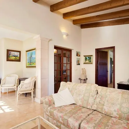 Sleeps 4 Pool Air Con Wifi Villa