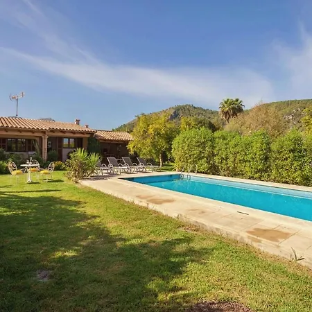 Villa Sleeps 4 Pool Air Con Wifi
